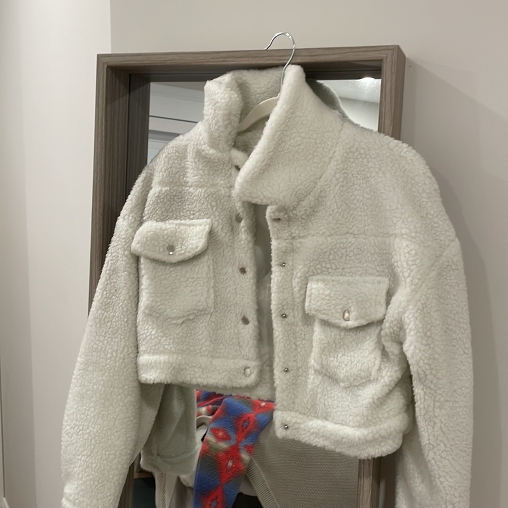 princess polly white cropped jacket - Picture 3 of 3